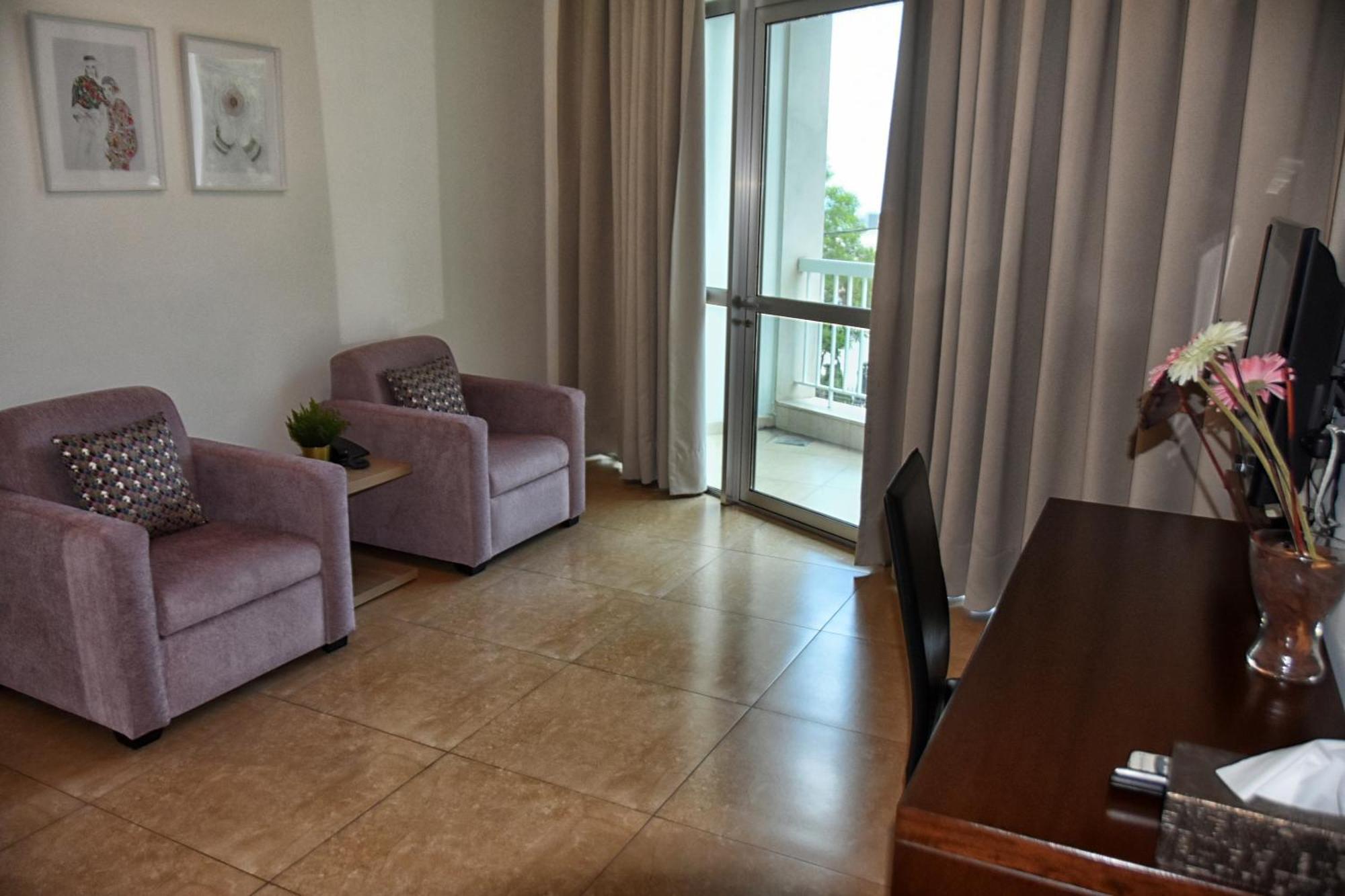 Byblostar Hotel Luaran gambar