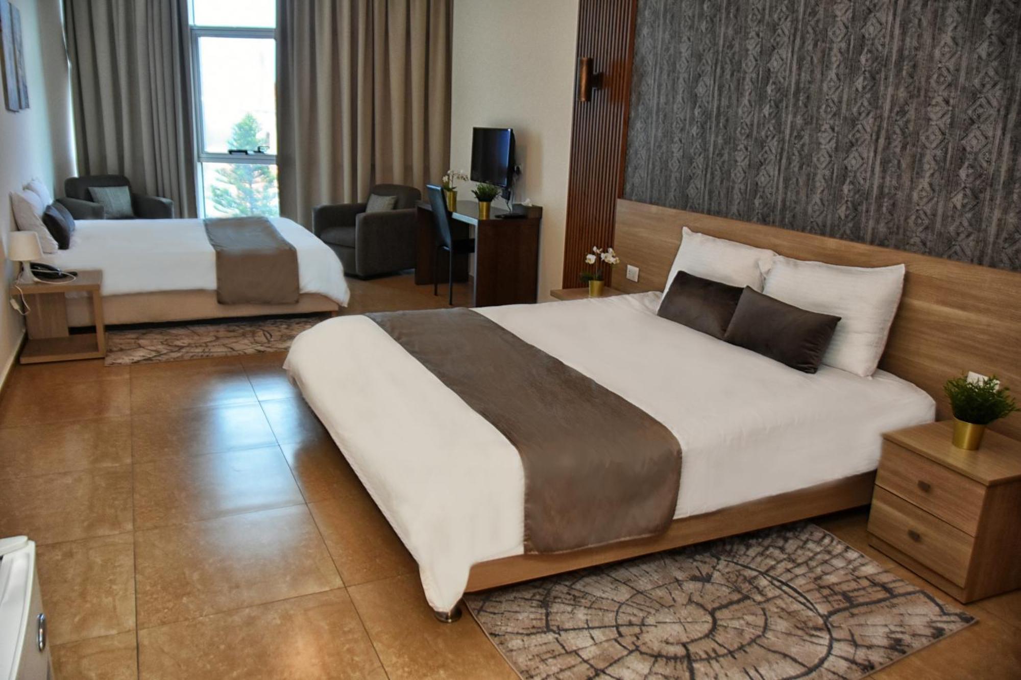 Byblostar Hotel Luaran gambar